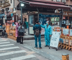 疫情严峻复杂压力前所未有，新华社连发三条时评